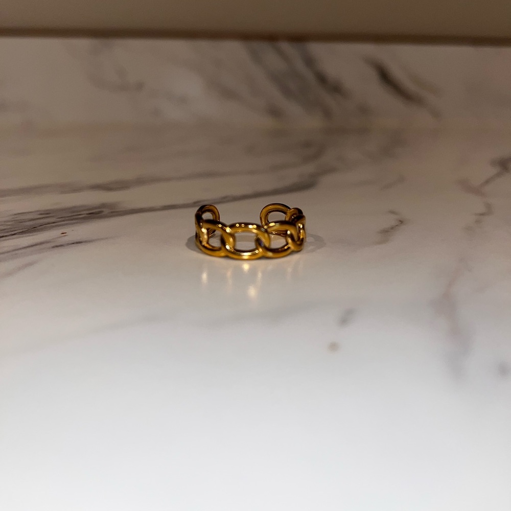 Gold ring
